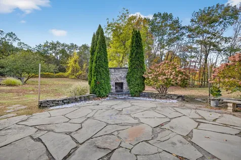 80 Peaslee Road Merrimack NH 03054