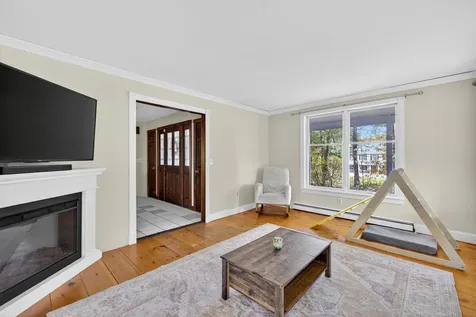 80 Peaslee Road Merrimack NH 03054