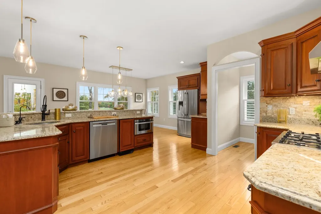 38 Wisteria Drive Dover NH 03820