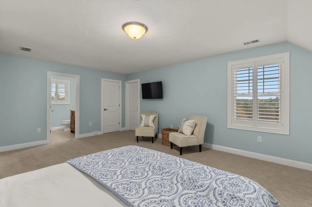 38 Wisteria Drive Dover NH 03820