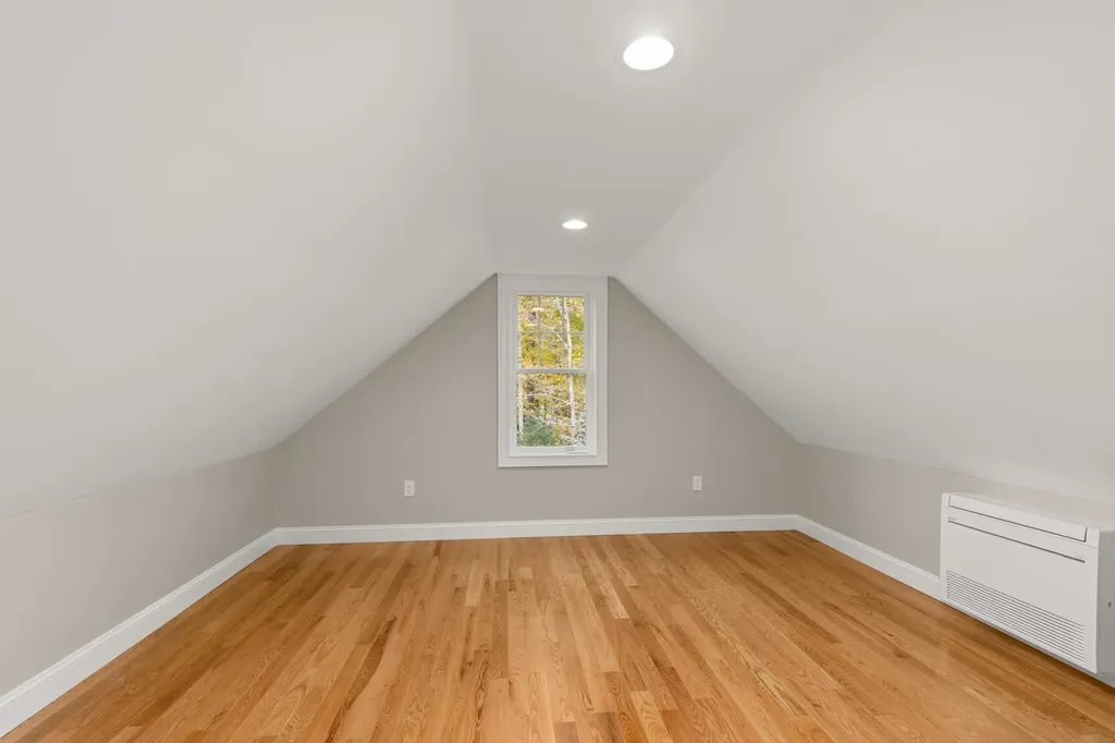 38 Wisteria Drive Dover NH 03820