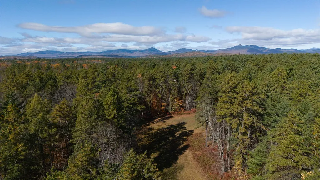 34 Old Mill Road Ossipee NH 03890