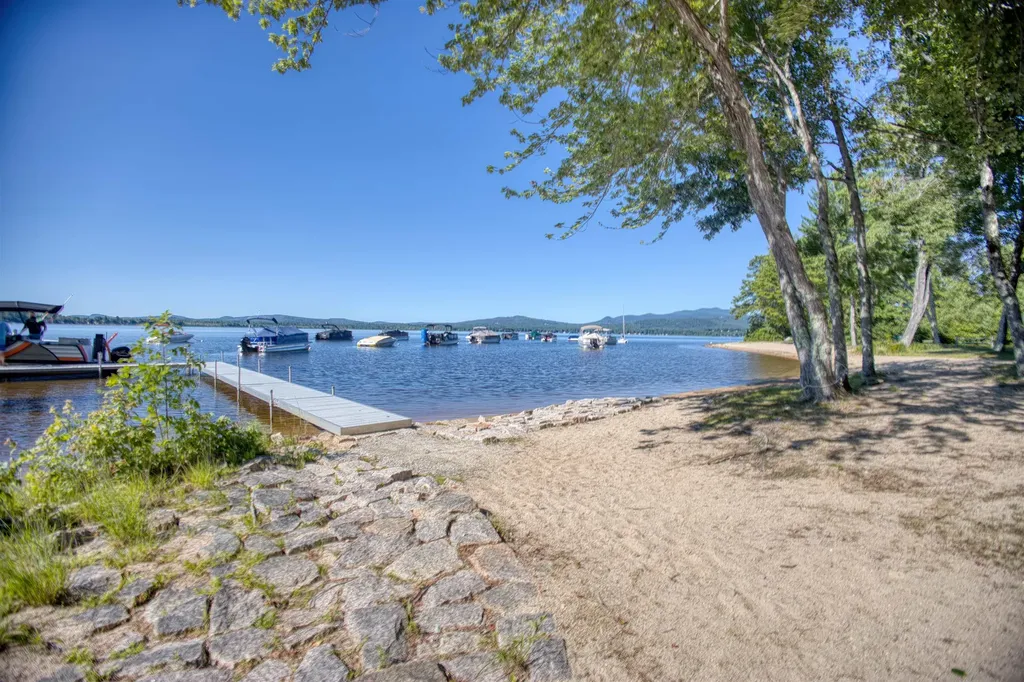 34 Old Mill Road Ossipee NH 03890