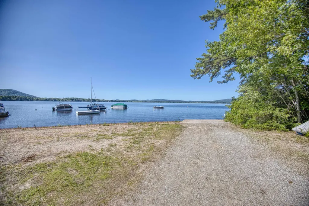 34 Old Mill Road Ossipee NH 03890