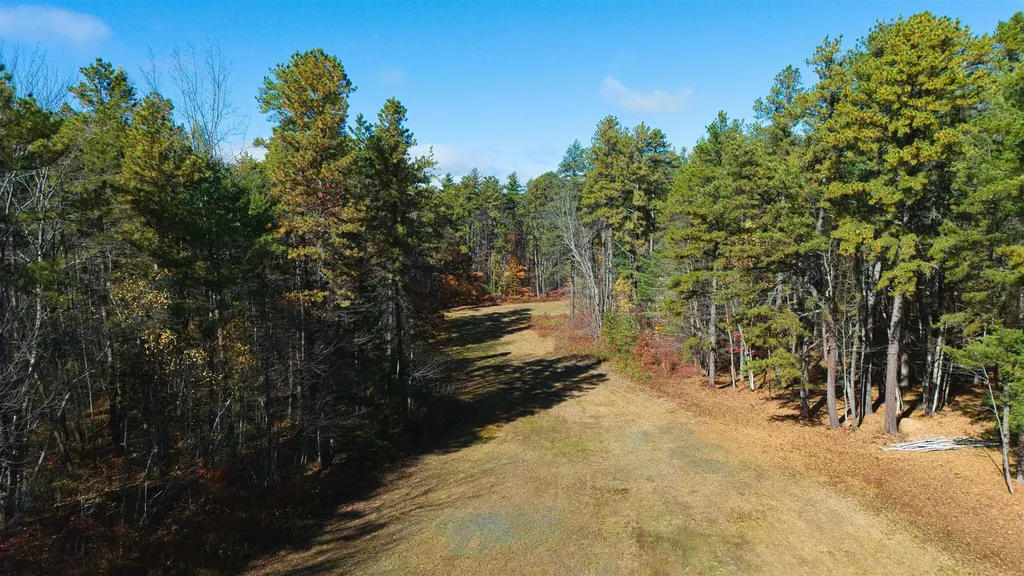 34 Old Mill Road Ossipee NH 03890