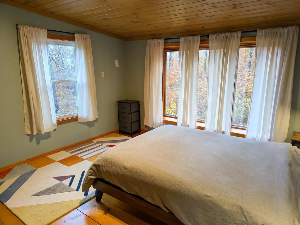 24 Potts Drive Dorchester NH 03266