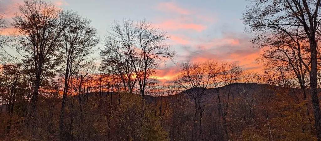 24 Potts Drive Dorchester NH 03266