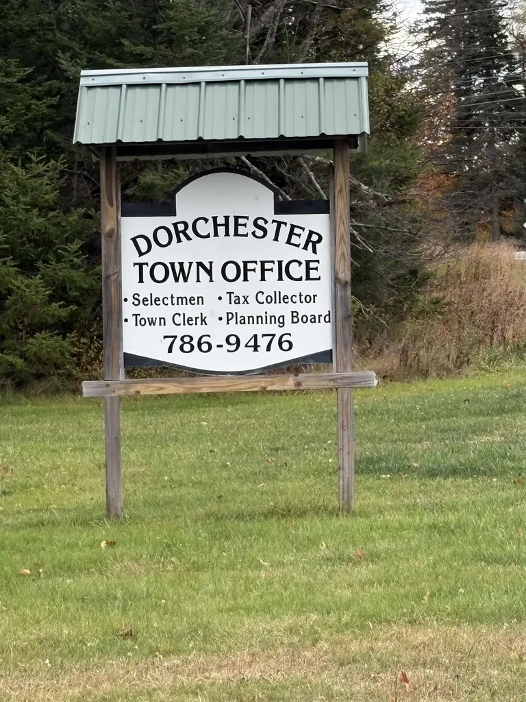 24 Potts Drive Dorchester NH 03266