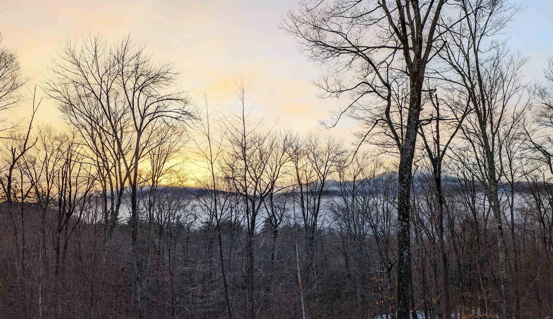 24 Potts Drive Dorchester NH 03266