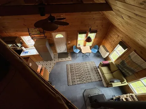 24 Potts Drive Dorchester NH 03266