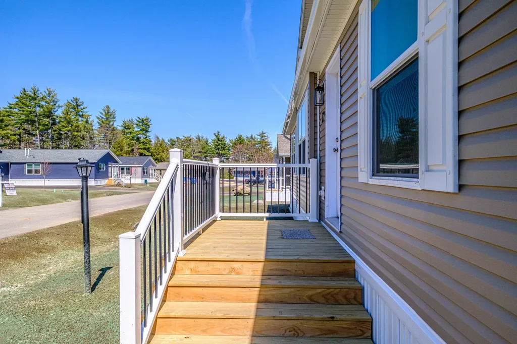 72 Diamondback Drive Rochester NH 03867