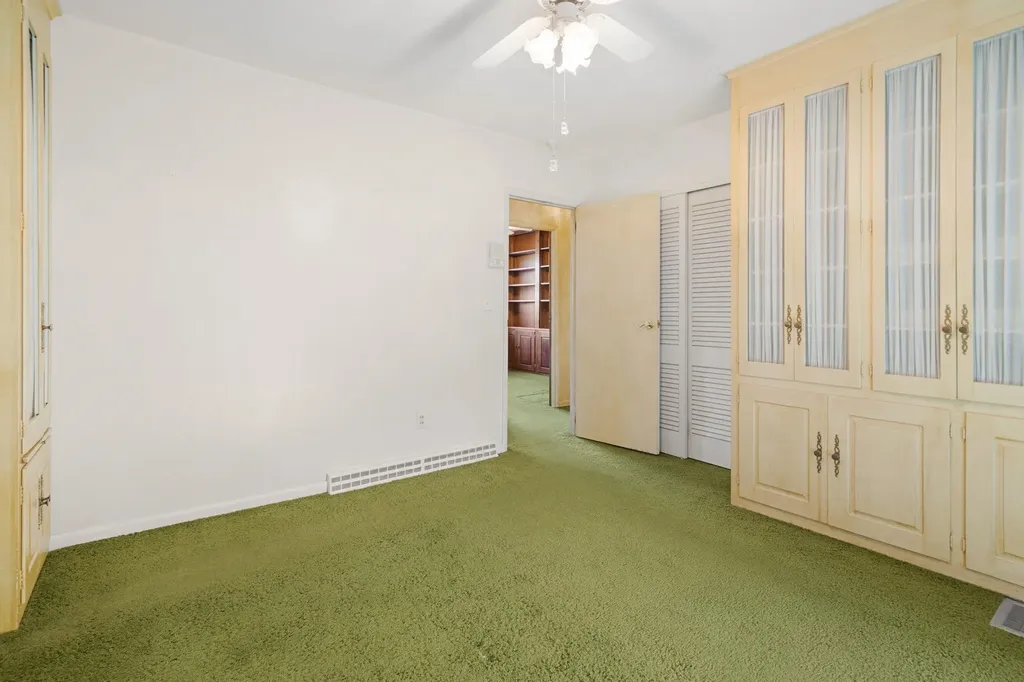 63 Searles Road Windham NH 03087