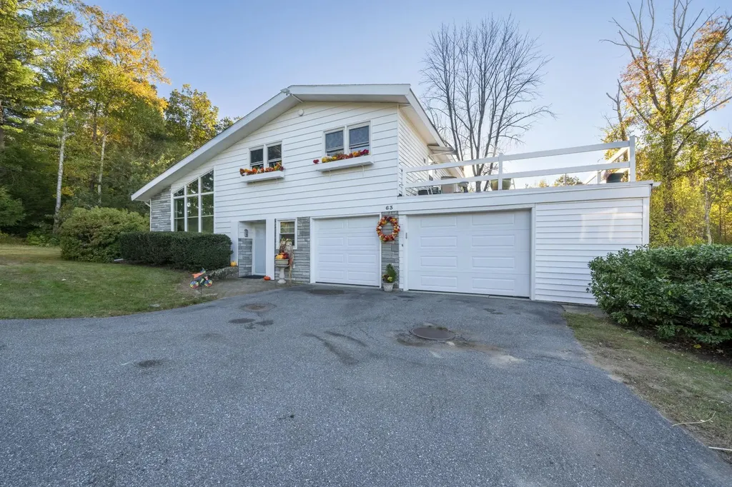 63 Searles Road Windham NH 03087