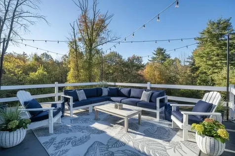 63 Searles Road Windham NH 03087