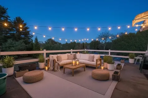 63 Searles Road Windham NH 03087