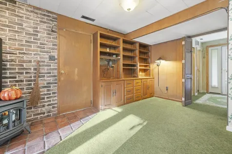 63 Searles Road Windham NH 03087