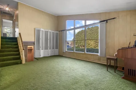 63 Searles Road Windham NH 03087