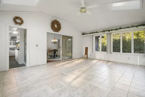 63 Searles Road Windham NH 03087