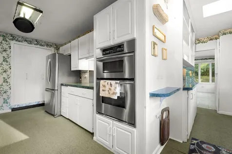 63 Searles Road Windham NH 03087