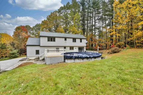11 Teloian Drive Hudson NH 03051