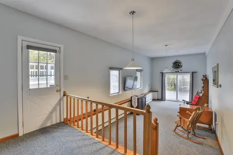 11 Teloian Drive Hudson NH 03051