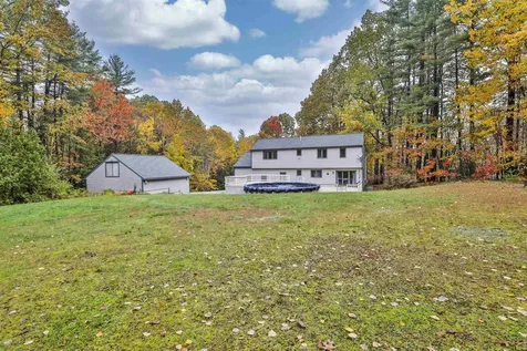11 Teloian Drive Hudson NH 03051