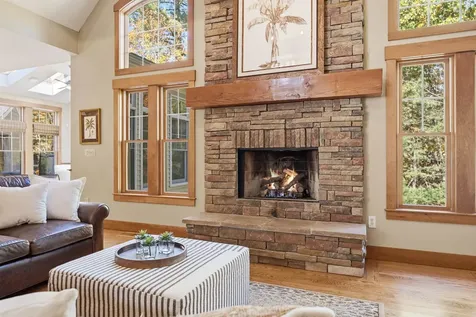 58 Tanglewood Drive Nashua NH 03062