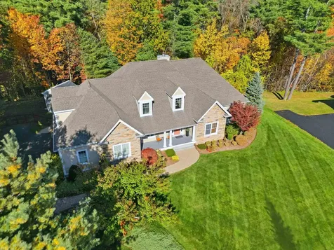 58 Tanglewood Drive Nashua NH 03062