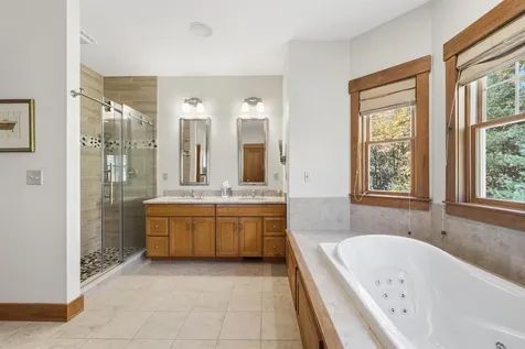 58 Tanglewood Drive Nashua NH 03062