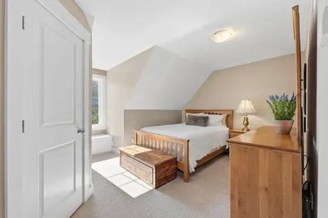 58 Tanglewood Drive Nashua NH 03062