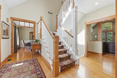 58 Tanglewood Drive Nashua NH 03062