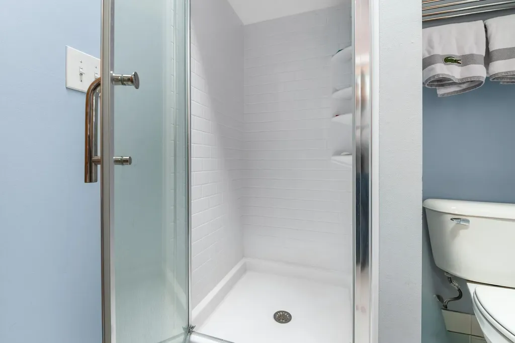 44 Hummingbird Hill Grantham NH 03753