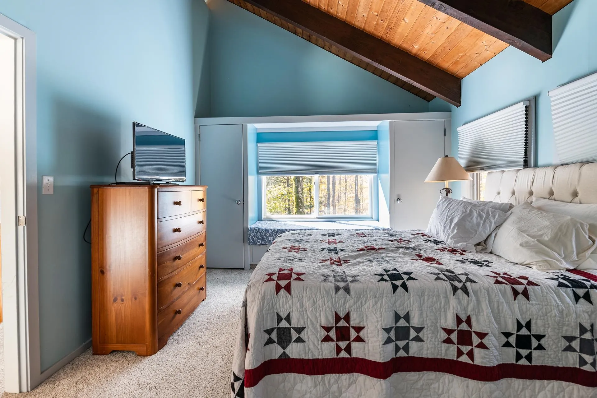 44 Hummingbird Hill Grantham NH 03753