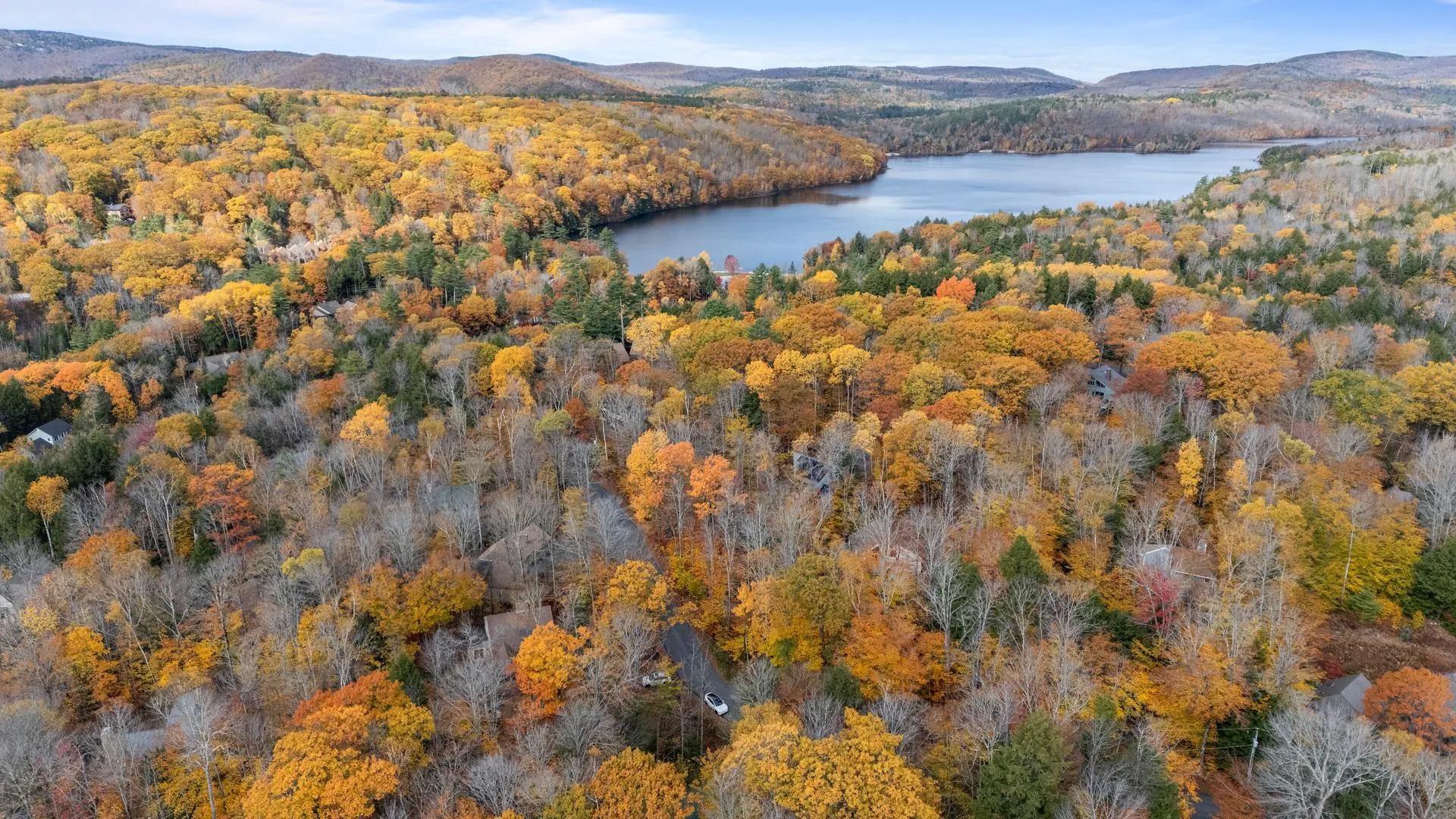 44 Hummingbird Hill Grantham NH 03753