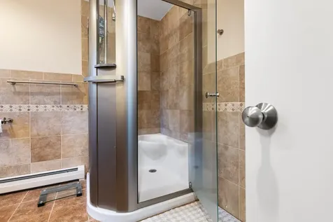 44 Hummingbird Hill Grantham NH 03753