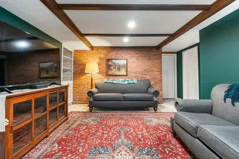 44 Hummingbird Hill Grantham NH 03753