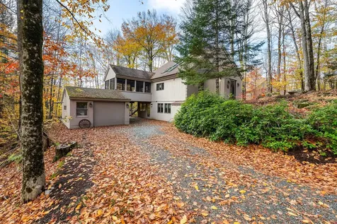 44 Hummingbird Hill Grantham NH 03753