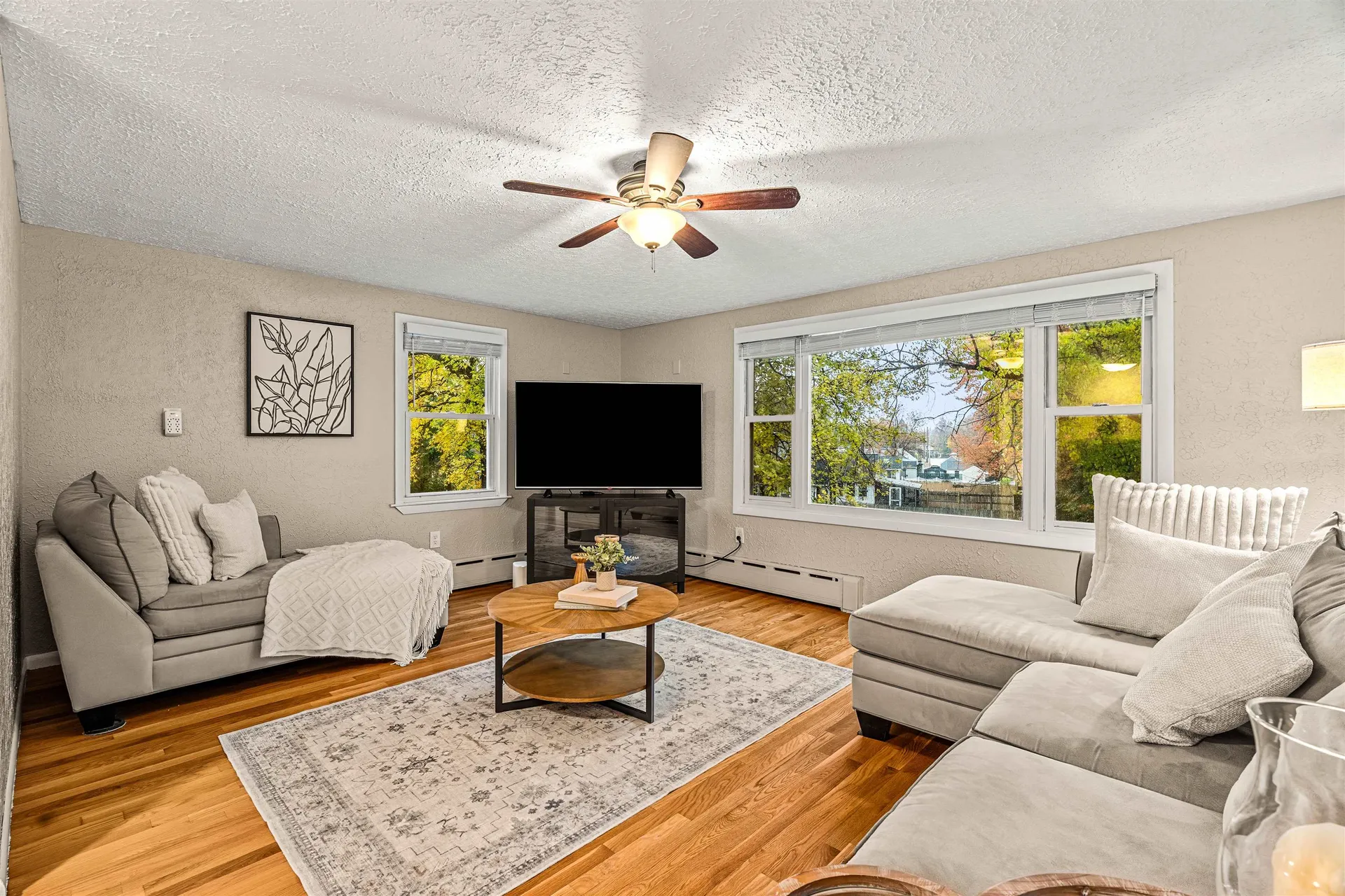 12 Maplewood Avenue Goffstown NH 03045