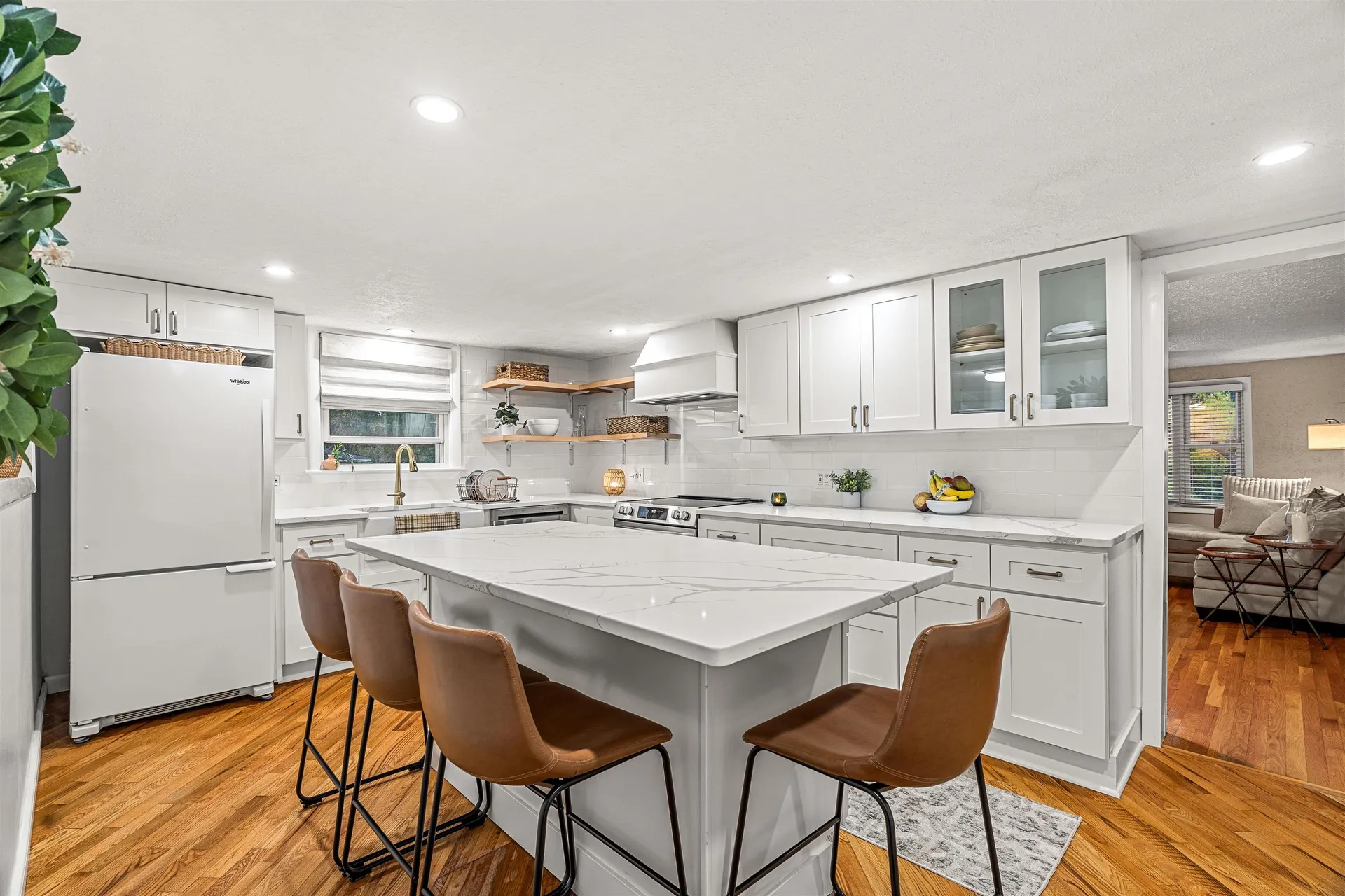 12 Maplewood Avenue Goffstown NH 03045