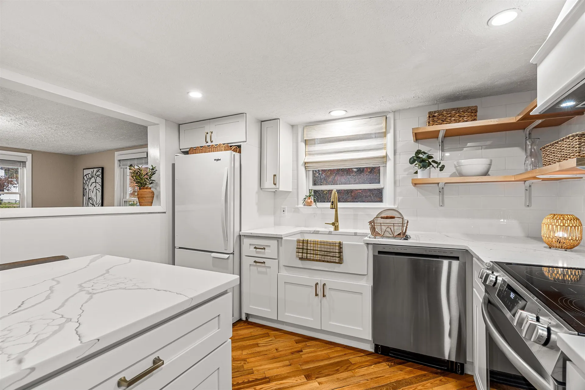 12 Maplewood Avenue Goffstown NH 03045