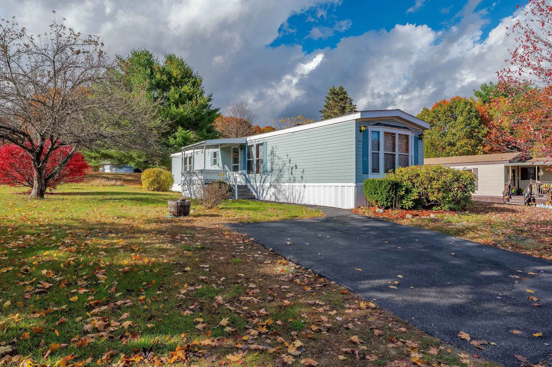 22 Cherokee Way Rochester NH 03867