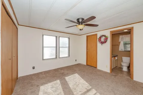 22 Cherokee Way Rochester NH 03867