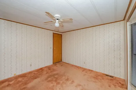 22 Cherokee Way Rochester NH 03867