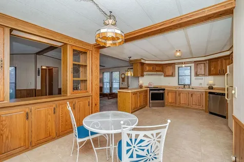 22 Cherokee Way Rochester NH 03867