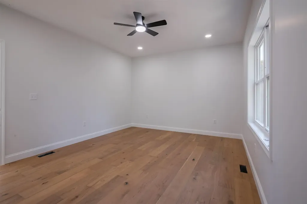 28 Dalton Drive Barnstead NH 03225