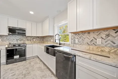 7 Mudgett Avenue Meredith NH 03253