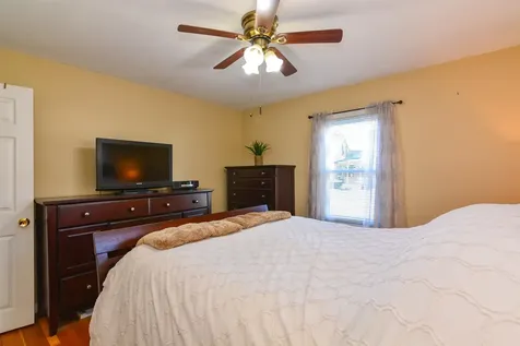 25 Bow Street Manchester NH 03103