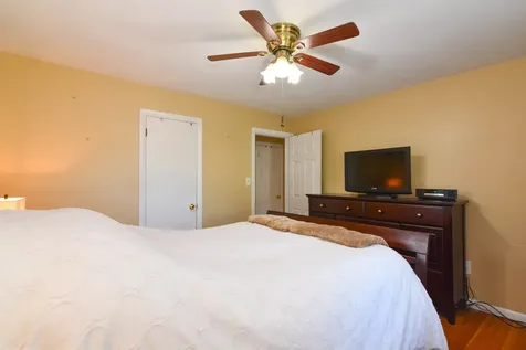 25 Bow Street Manchester NH 03103