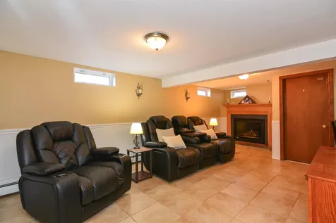 25 Bow Street Manchester NH 03103