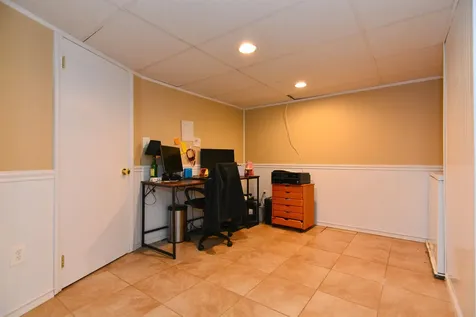 25 Bow Street Manchester NH 03103